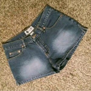Arizona Jean Company hipster shorts